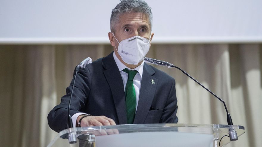 El PP pide que Marlaska comparezca por el traslado de inmigrantes a la Península