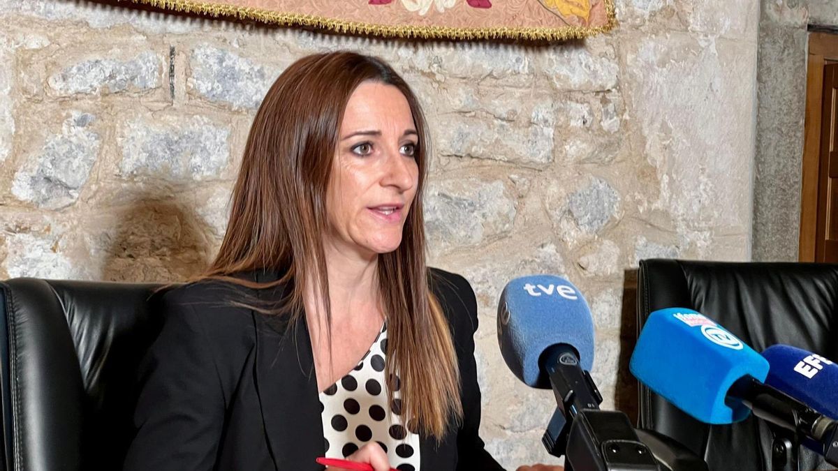 La alcaldesa socialista de San Vicente no descarta integrar al PP "en ...