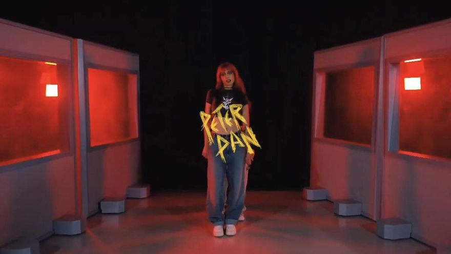 La artista gallega Hydn responde con una canción a Dani Martín: "Tu arte es ser un niño de 50"