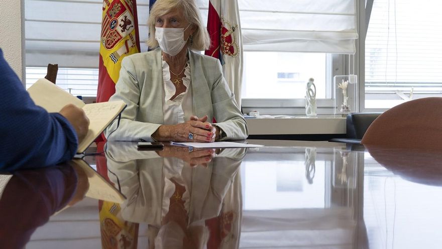 Educación ya ha adjudicado "todas" las plazas de interinos, que estarán en las aulas para el arranque del curso