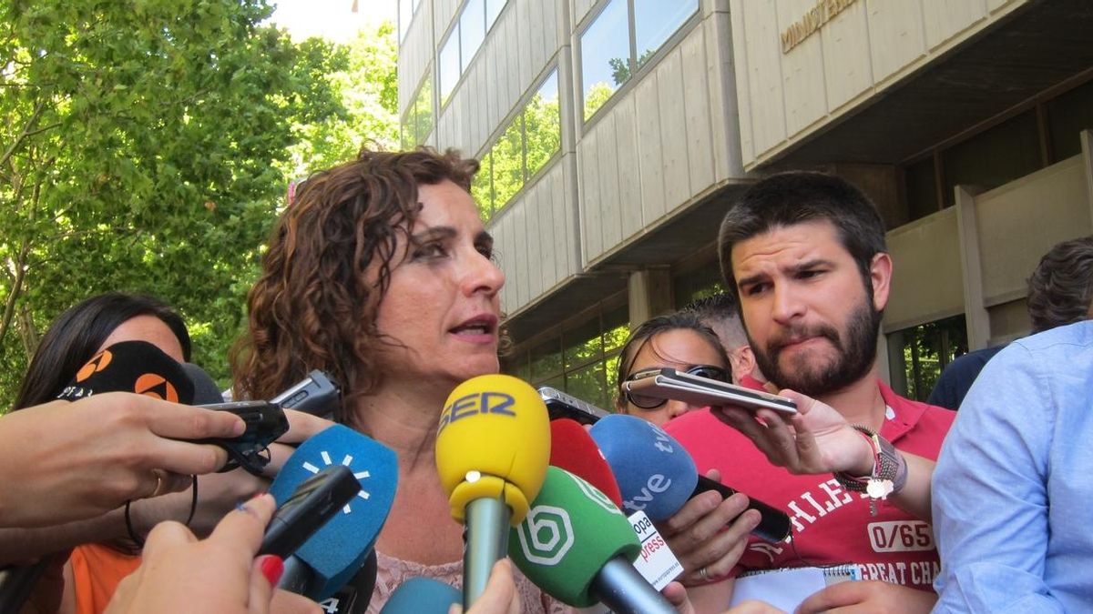 Montero se reúne este miércoles con diputados de PP-A para explicarles su metodología de aplicación de la regla de gasto
