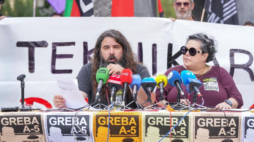 La huelga por la precariedad de los técnicos deja en el aire el concierto de Leire Martínez en las fiestas de Vitoria