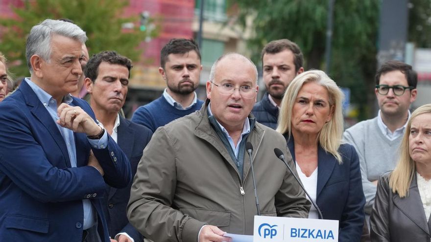 El secretario general del PP, Miguel Tellado, en declaraciones en Bilbao.