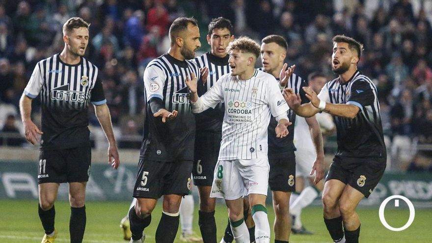 Las imágenes del Córdoba CF - RB Linense