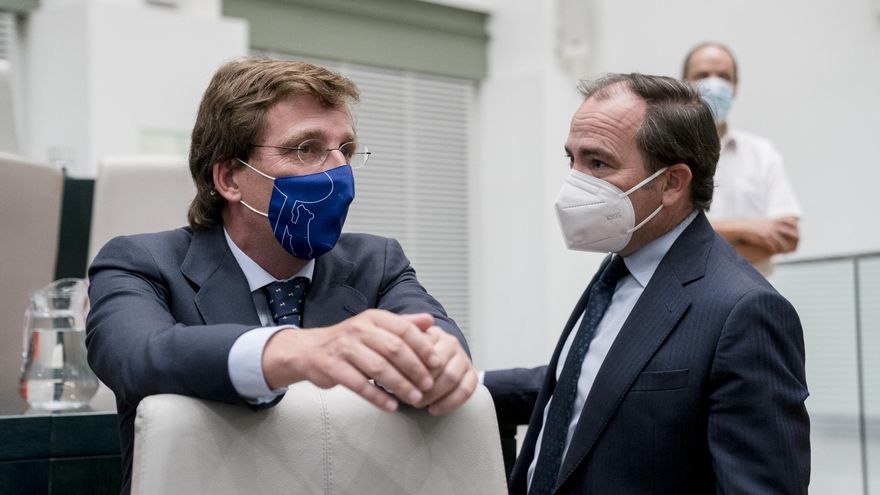 Almeida aprueba su Madrid Central que permite 45.000 coches más con los votos de cuatro díscolos de Más Madrid