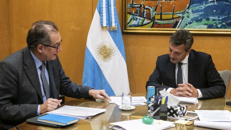 Massa y Pesce postergan hasta fin de mes los pagos al FMI, mientras envían a sus funcionarios para una dura discusión