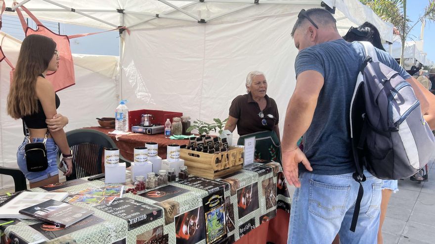 Uno de los puestos del Agaete Chill Out