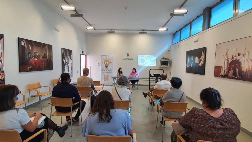 Sodepal inicia un ciclo de conferencias sobre el incentivo de la ZEC para el desarrollo de proyectos empresariales en la Isla