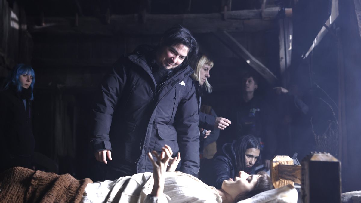 Paul Urkijo en el rodaje de 'Gaua'