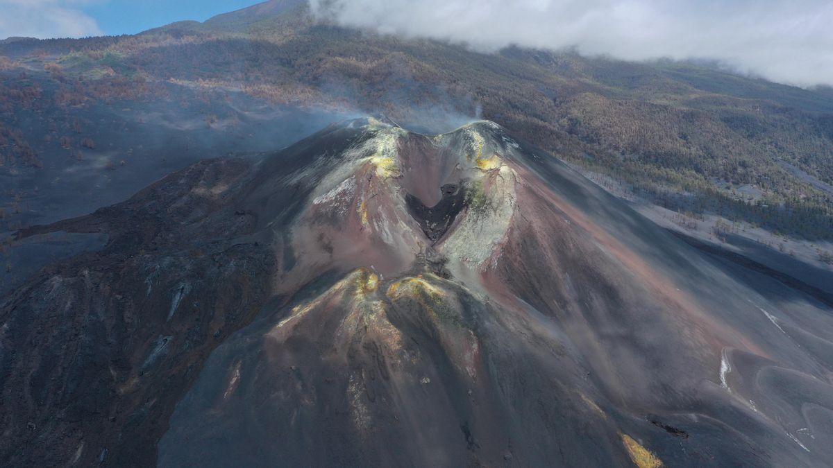La observación mediante drones revela cómo el magma se abrió paso horas antes de la erupción de La Palma