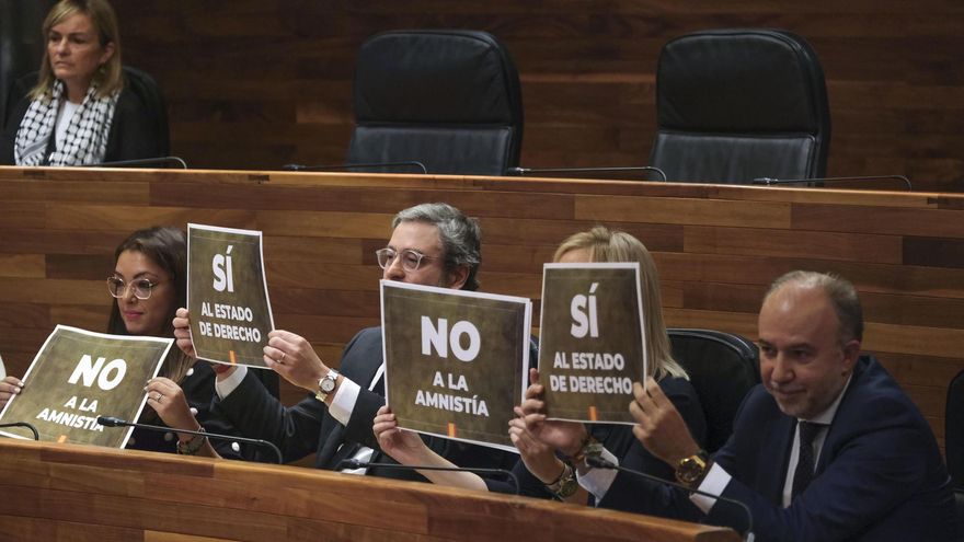 Las protestas contra la amnistía crispan el debate político en Asturias donde Vox vuelve a llamar "traidor" a Barbón