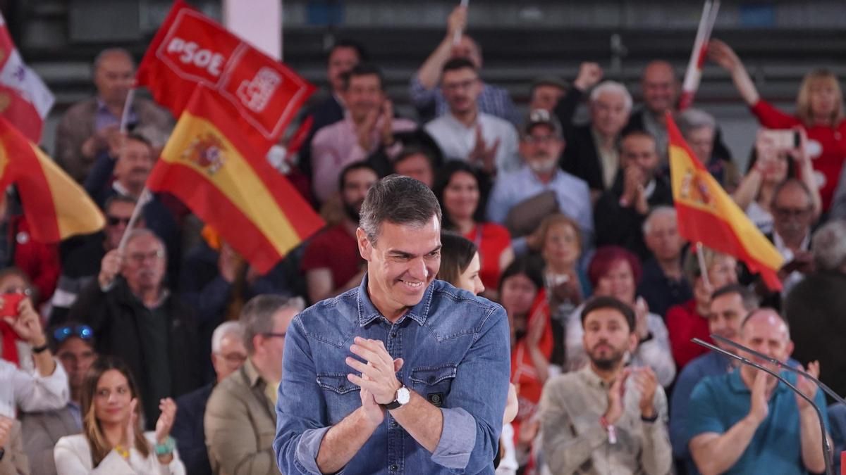 Sánchez sigue su precampaña este lunes en Valladolid y Abascal, el martes en Ponferrada