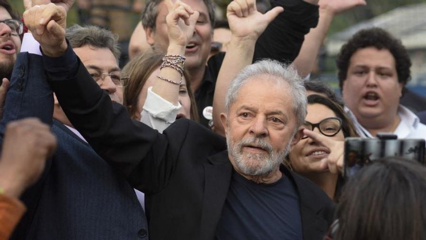 Lula prometió a los empresarios paulistas recuperar el superávit fiscal