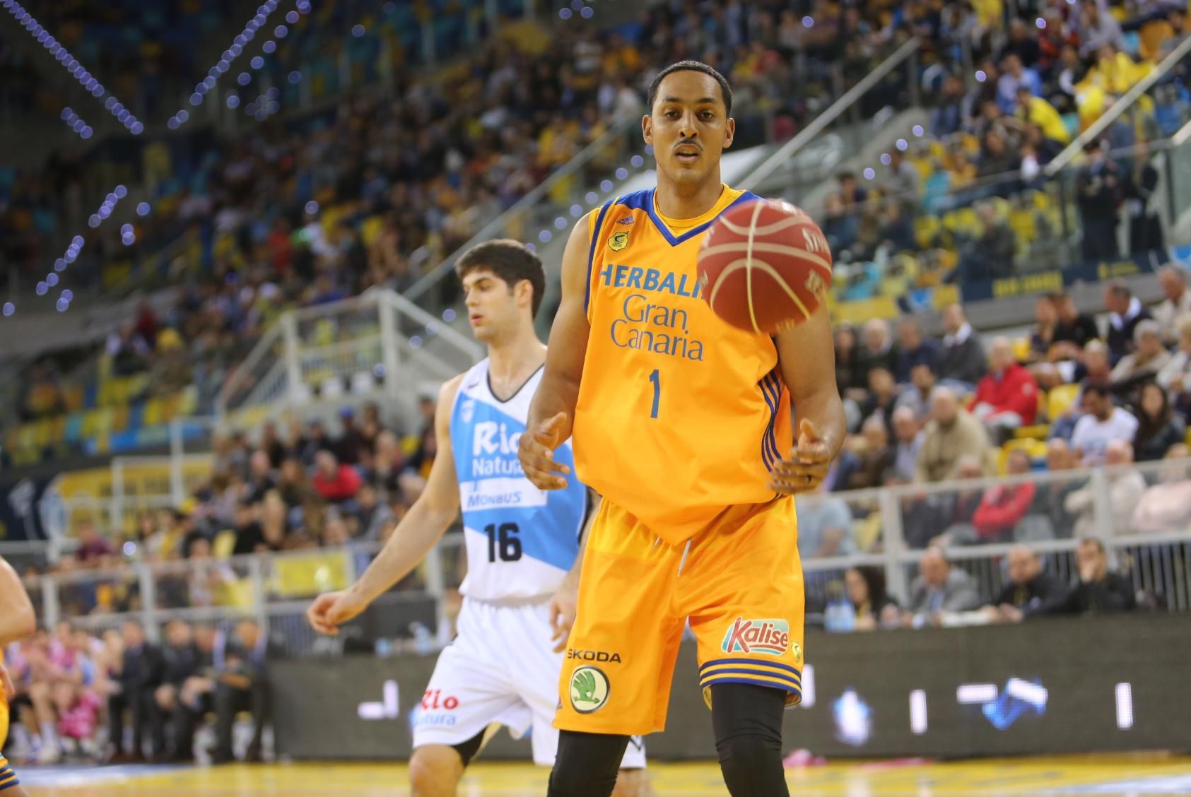 Herbalife Gran Canaria - Río Natura Mombús Obradoiro. Alejandro Ramos.