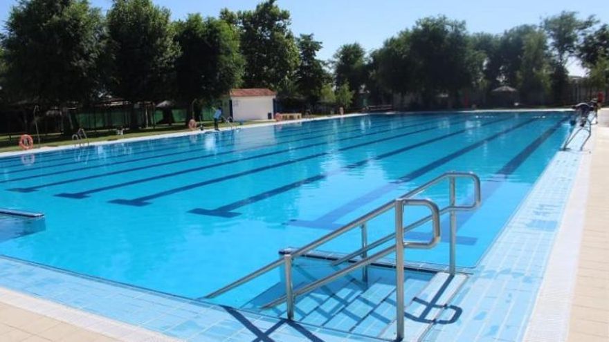 El TSJA tumba el despido de un socorrista tras siete años de contratos temporales en fraude de ley