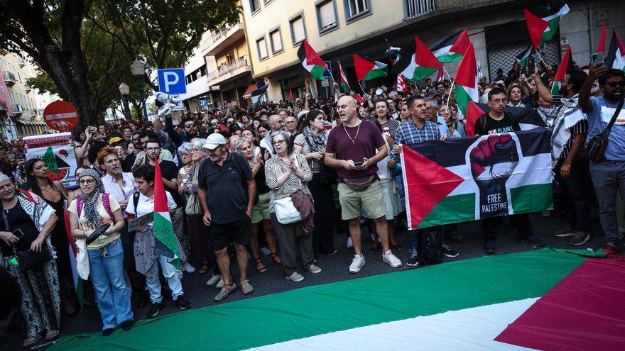 Protesta en Lisboa por el pueblo palestino el 2 de octubre de 2025