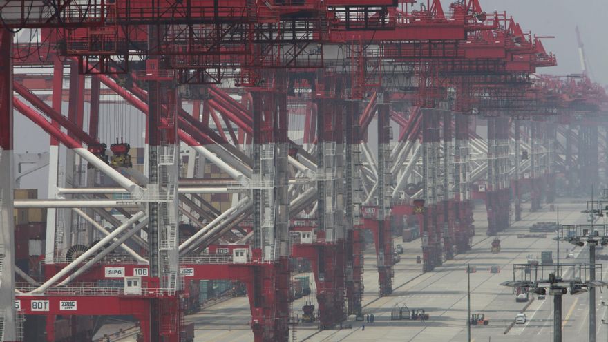 Despidos y cargas abandonadas en el mar: los aranceles pasan factura a las empresas chinas