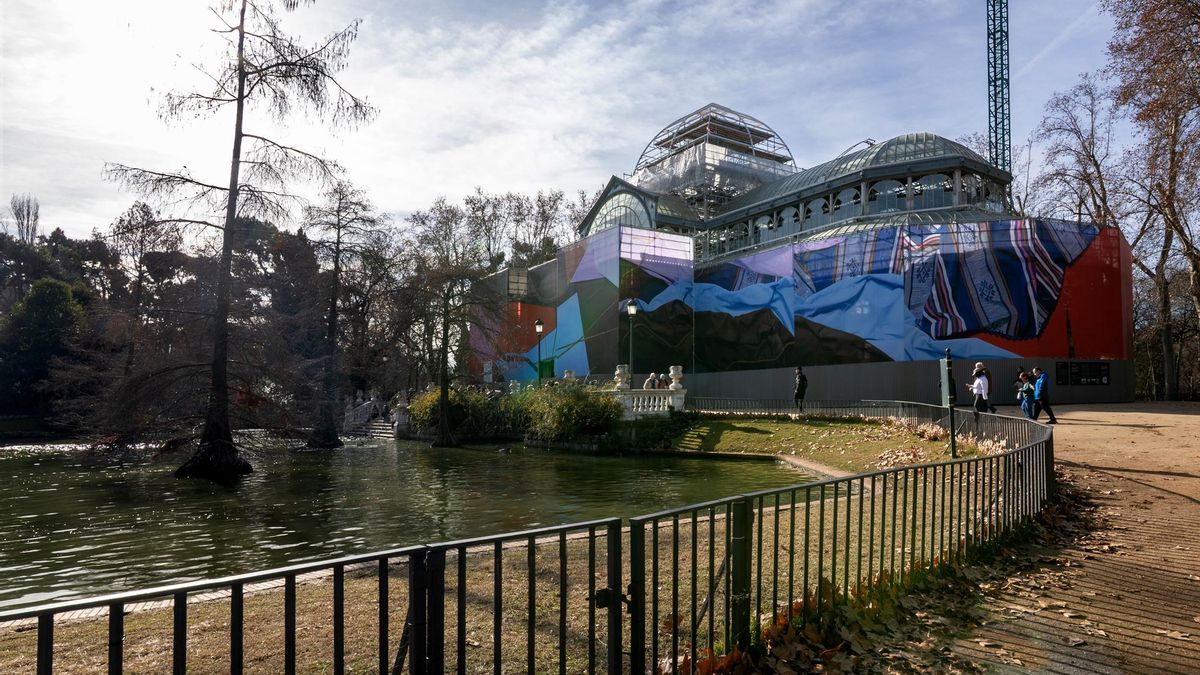 Adiós a los 5.000 viejos cristales del Palacio de Cristal: la joya del Retiro renueva su cubierta para reabrir en 2027