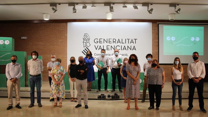 Más profesorado para menos alumnos: la Comunitat Valenciana tendrá un 2,4% más de docentes con un 0,35% menos de estudiantes