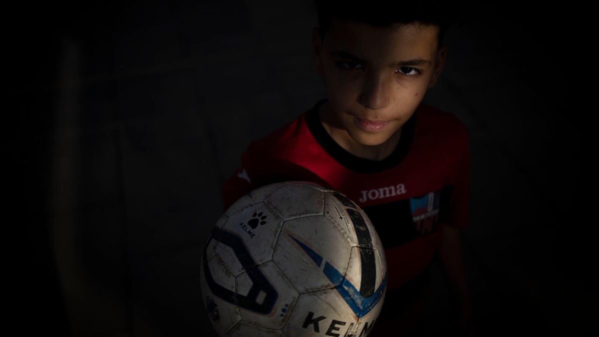 Wassim, de nueve años, fue expulsado de un club de fútbol federado hace dos