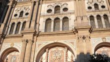 Portada principal de la catedral de Málaga