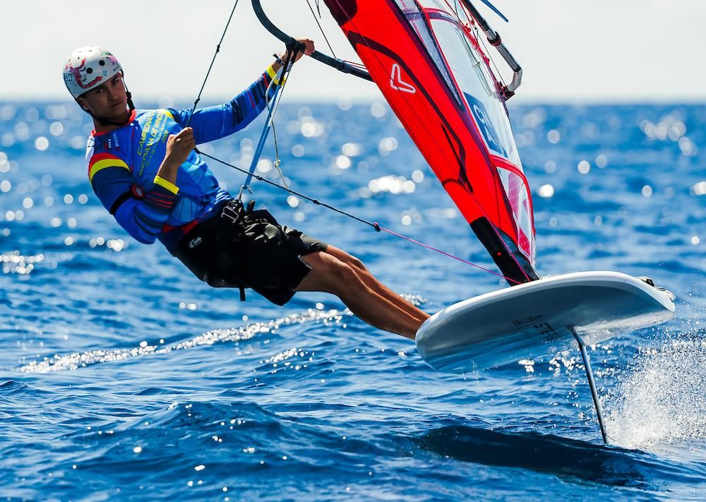 Jorge Ruiz,  campeón  de España de IQFOIL juvenil.
