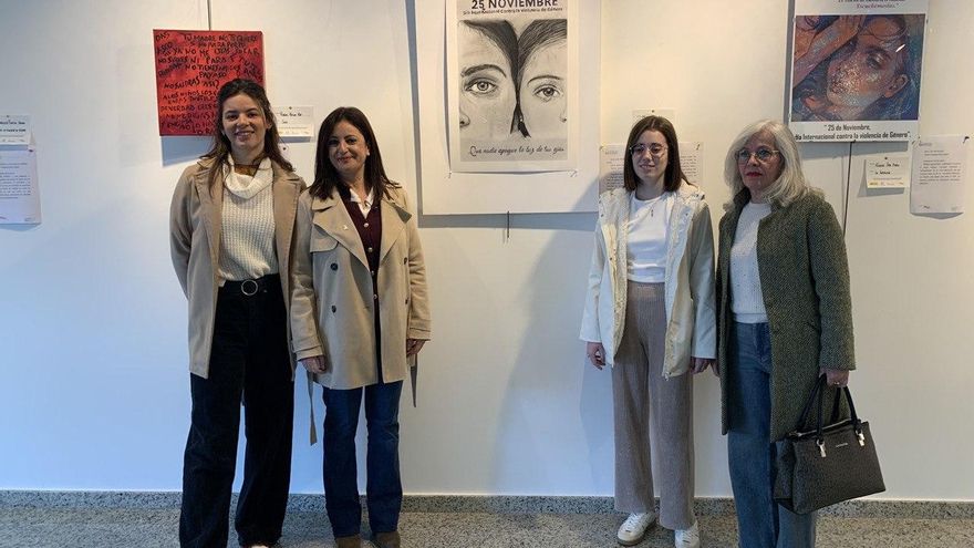 Podium I Concurso de Expresión Artística sobre la Violencia de Género en Puente Genil.