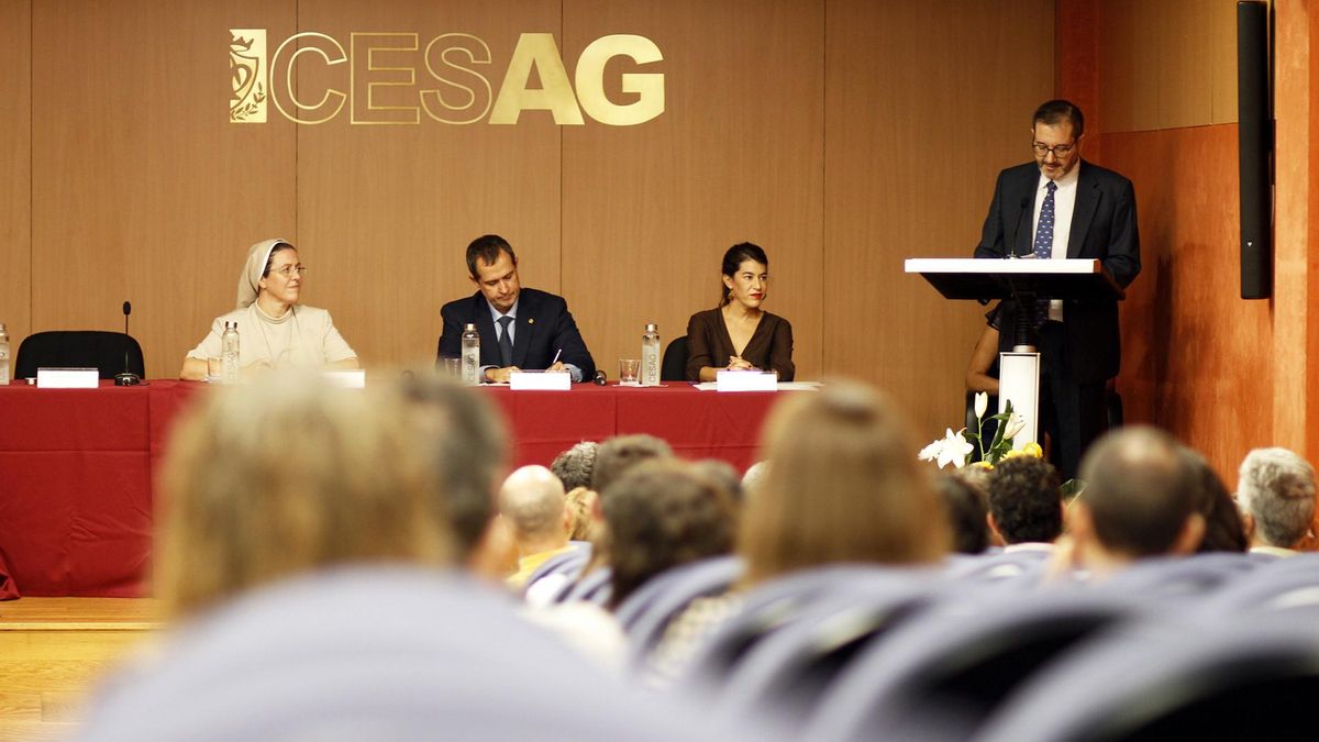 Jaime Vazquez en la presentación del curso académico.