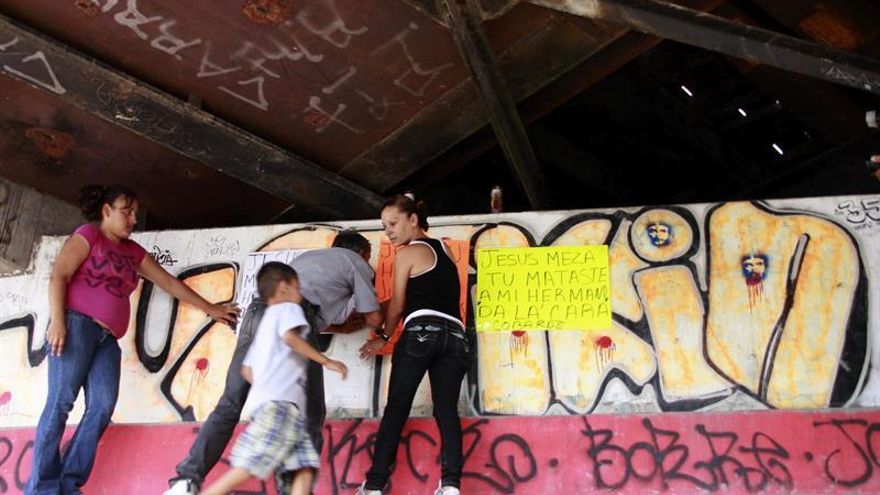 Su hijo murió en la frontera de México en 2010 y ahora pide justicia en EEUU