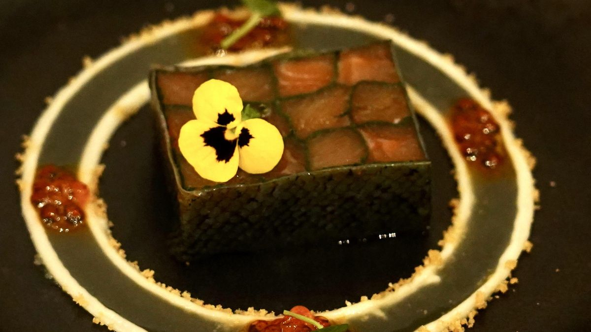 Uno de los platos de la final de la LVII edición del Certamen Gastronómico de la Trucha de León.