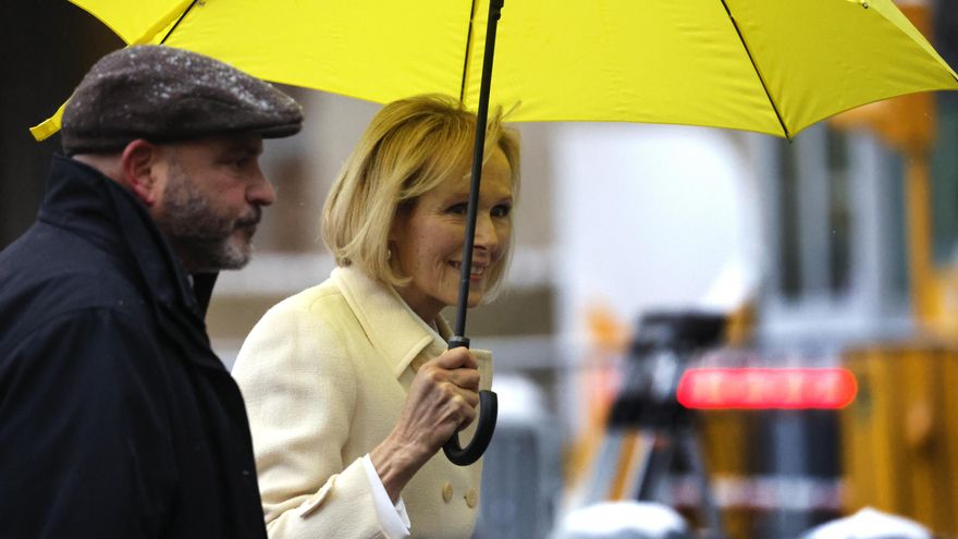 El Departamento de Justicia abre una investigación penal contra E. Jean Carroll, quien demandó a Trump por violación