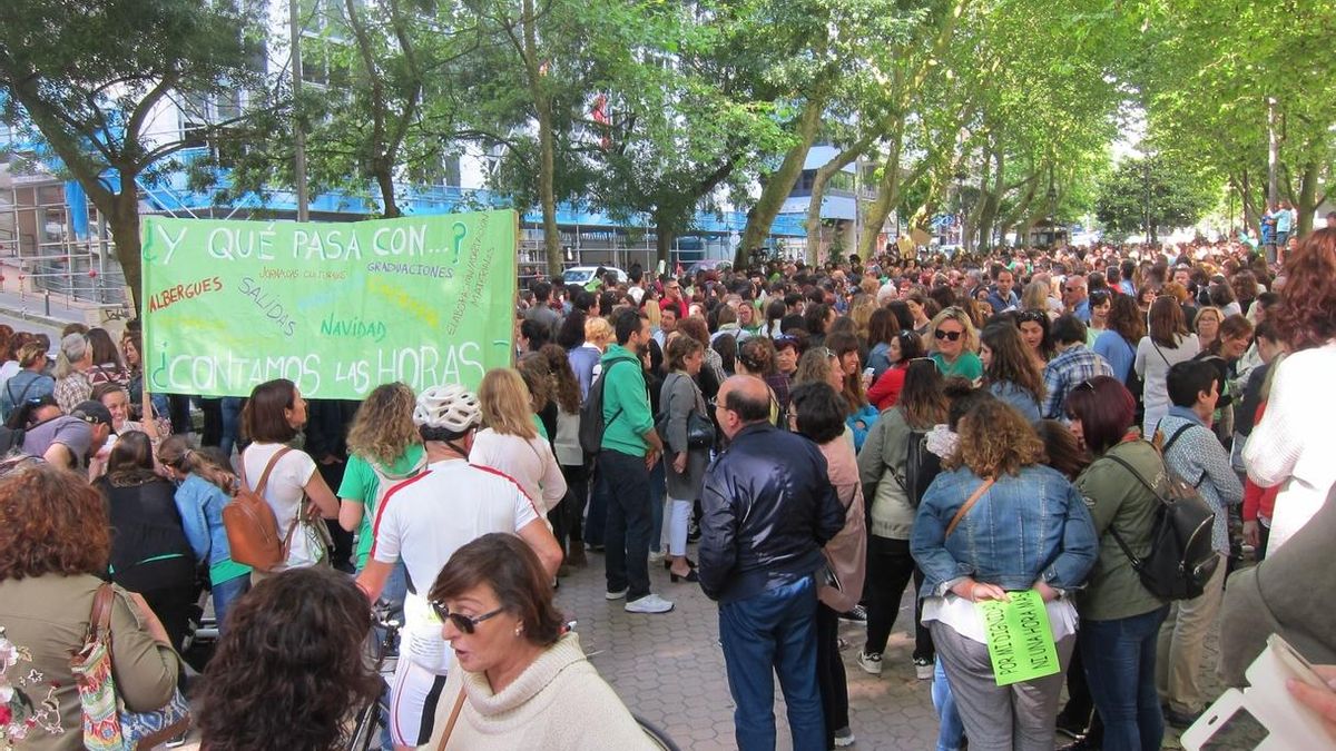 Los sindicatos dicen que el seguimiento de la huelga "por la calidad" de la educación es "masivo"