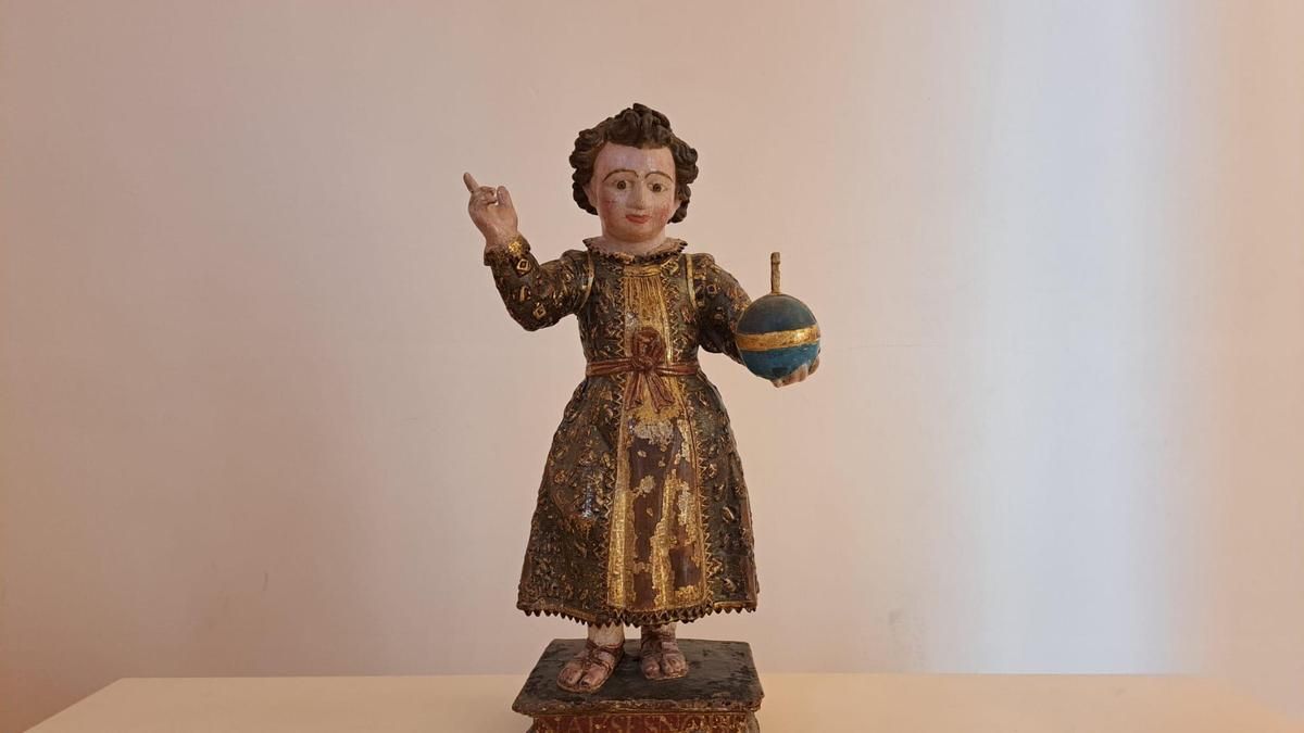 Una talla del niño Jesús del siglo XVII, pieza del mes en el Museo de los Caminos del Palacio de Gaudí