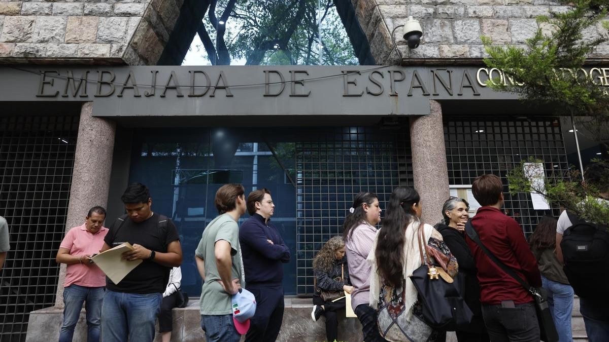 Exteriores y Justicia entregan este miércoles al Supremo la lista de los 160.000 nacionalizados con la ley de nietos