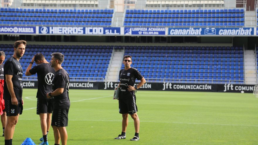 Asier Garitano se solidariza con los afectados por el grave incendio de Tenerife
