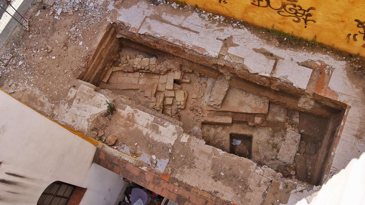 Restos arqueológicos en la avenida Medina Azahara
