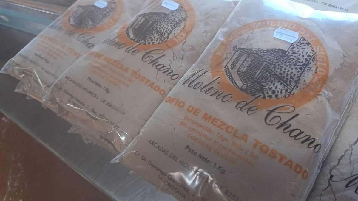 Bolsas con el producto de mezcla y tostado. Álvaro Morales.
