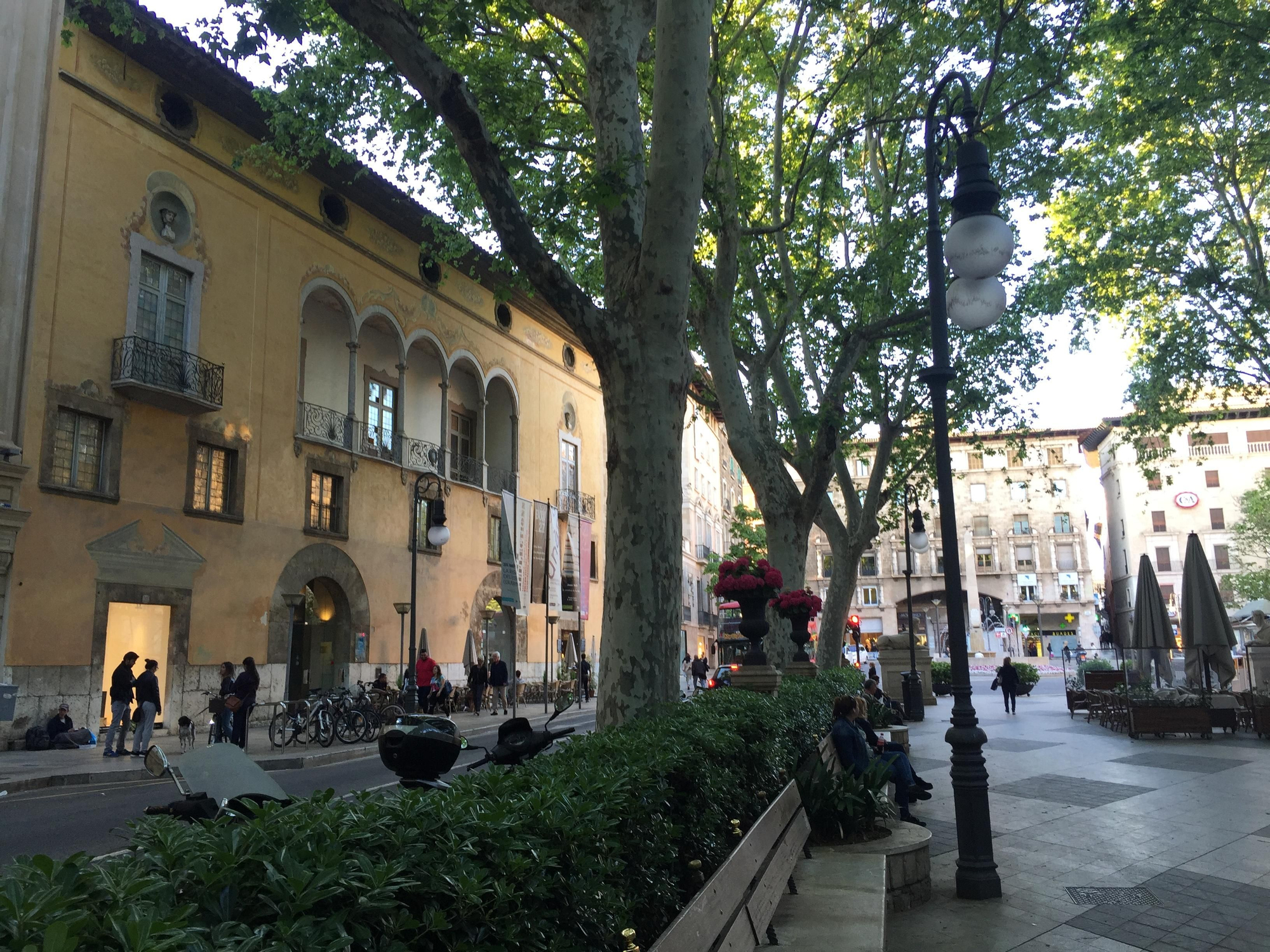 Edificio de estilo veneciano en el Passeig del Born.