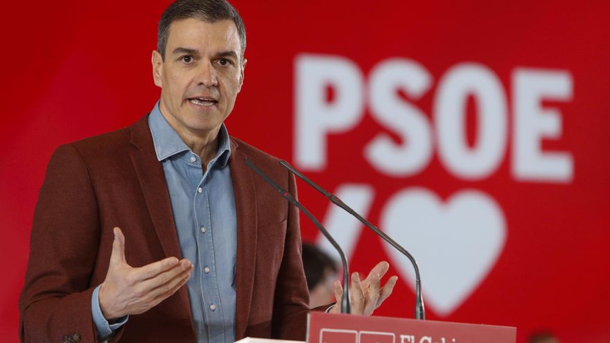 Sánchez anuncia la mayor partida para becas de la historia, con más de 2.500 millones