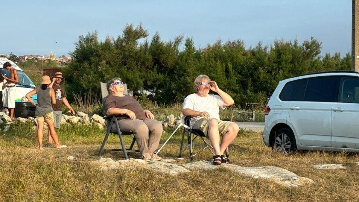 Fotogalería del eclipse de sol en Cantabria