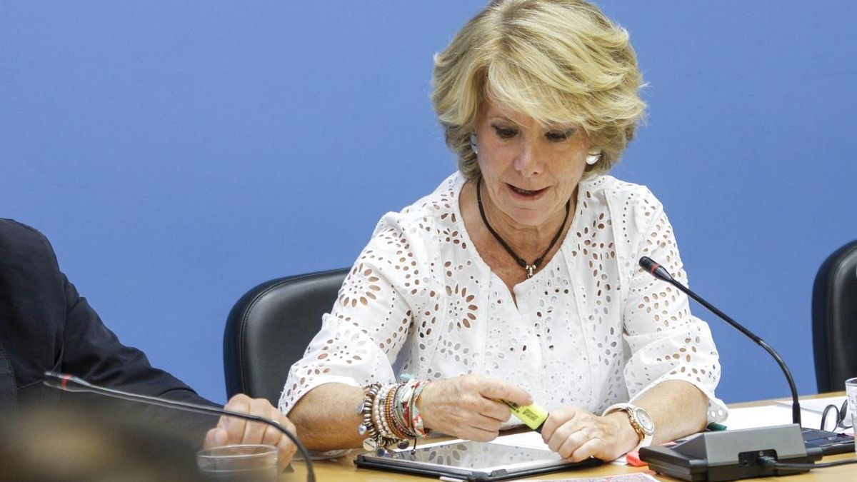 La portavoz del Grupo Municipal Popular y concejal en el Ayuntamiento de Madrid, Esperanza Aguirre