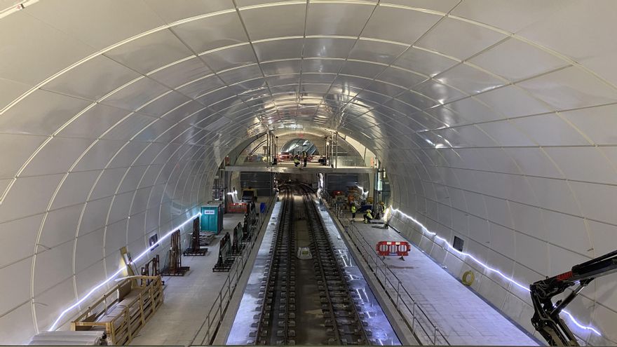 Próxima parada, La Concha: Euskotren enseña las entrañas de la futura estación del Topo en el centro de Donostia