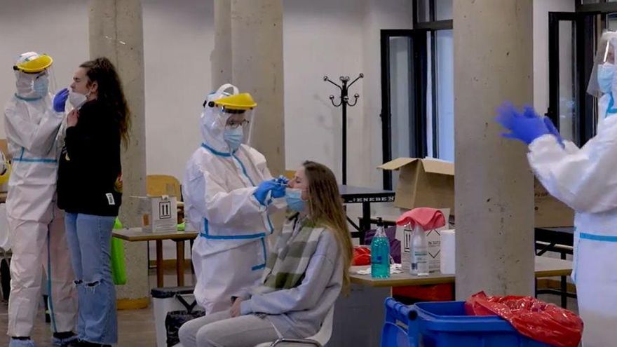 Test de antígenos en uno de los colegios mayores de la USAL