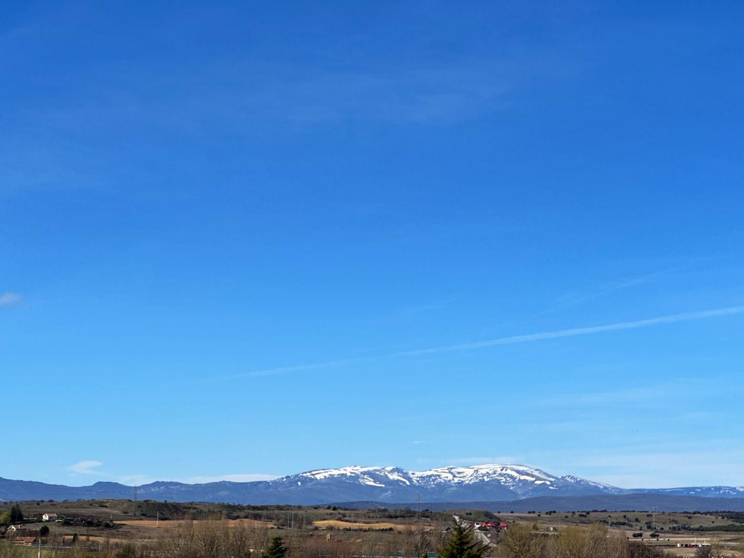 El Teleno visto desde la muralla de Astorga (Asturica Augusta).