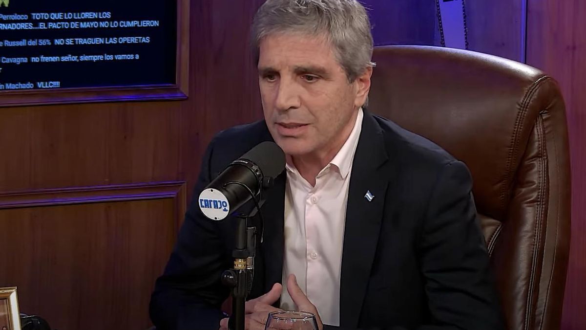 Luis Caputo, anoche, en el stream Tres Anclas.