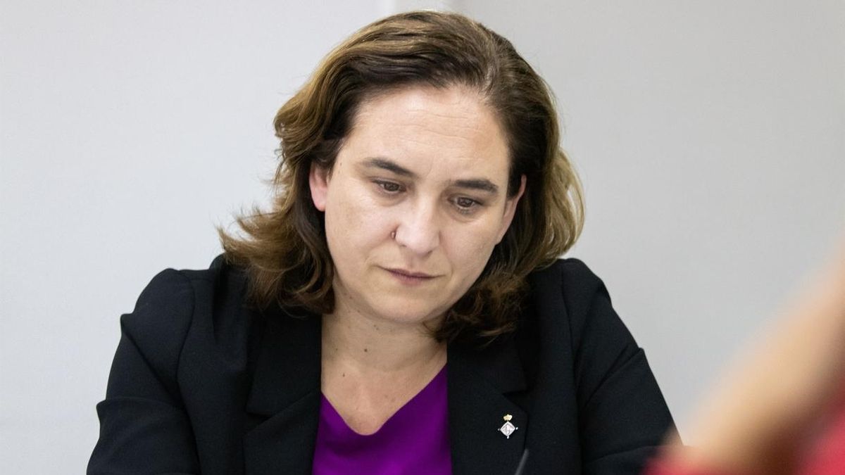 Colau advierte a la ANC de que la etapa de diálogo "es incompatible con el sectarismo"