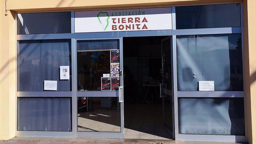 Una encuesta concluye que el 43% de los afectados por el volcán sufre precios especulativos