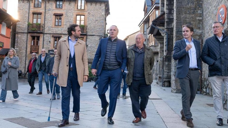 El 'Plan Pirineos' del PP en Aragón se estrena regando de millones estaciones de esquí, pese a que cada vez nieva menos