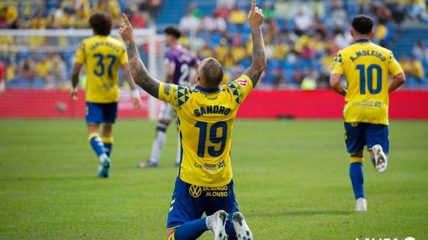 Un doblete de Sandro Ramírez tumba al Valladolid