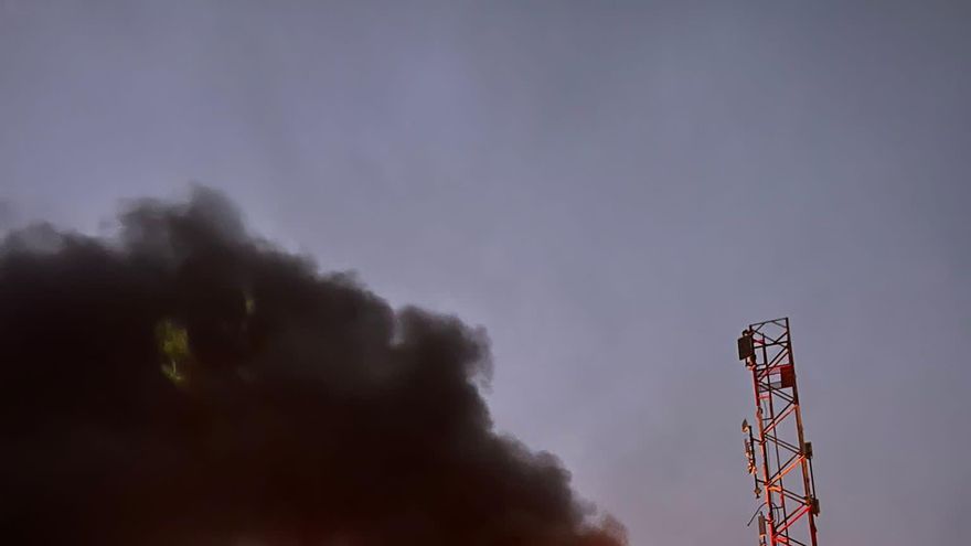 Varios rayos causan un fuego en una torreta eléctrica y dos conatos de incendio en Tenerife